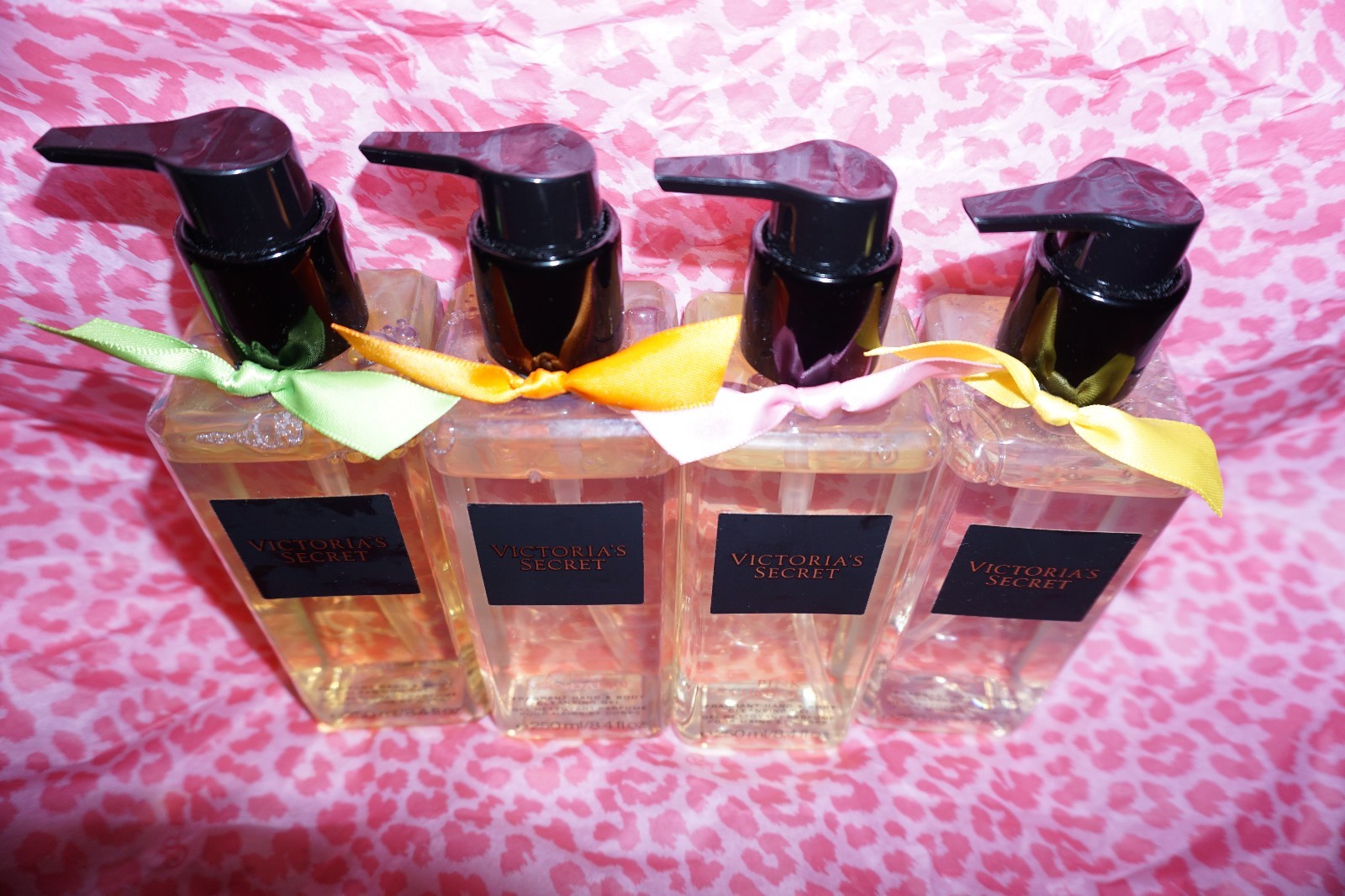 Lot of 4 Victoria's Secret Fragrant Hand & Body Cleansing Shower Gel Soap 8.4oz 2022 Wiosna/Lato