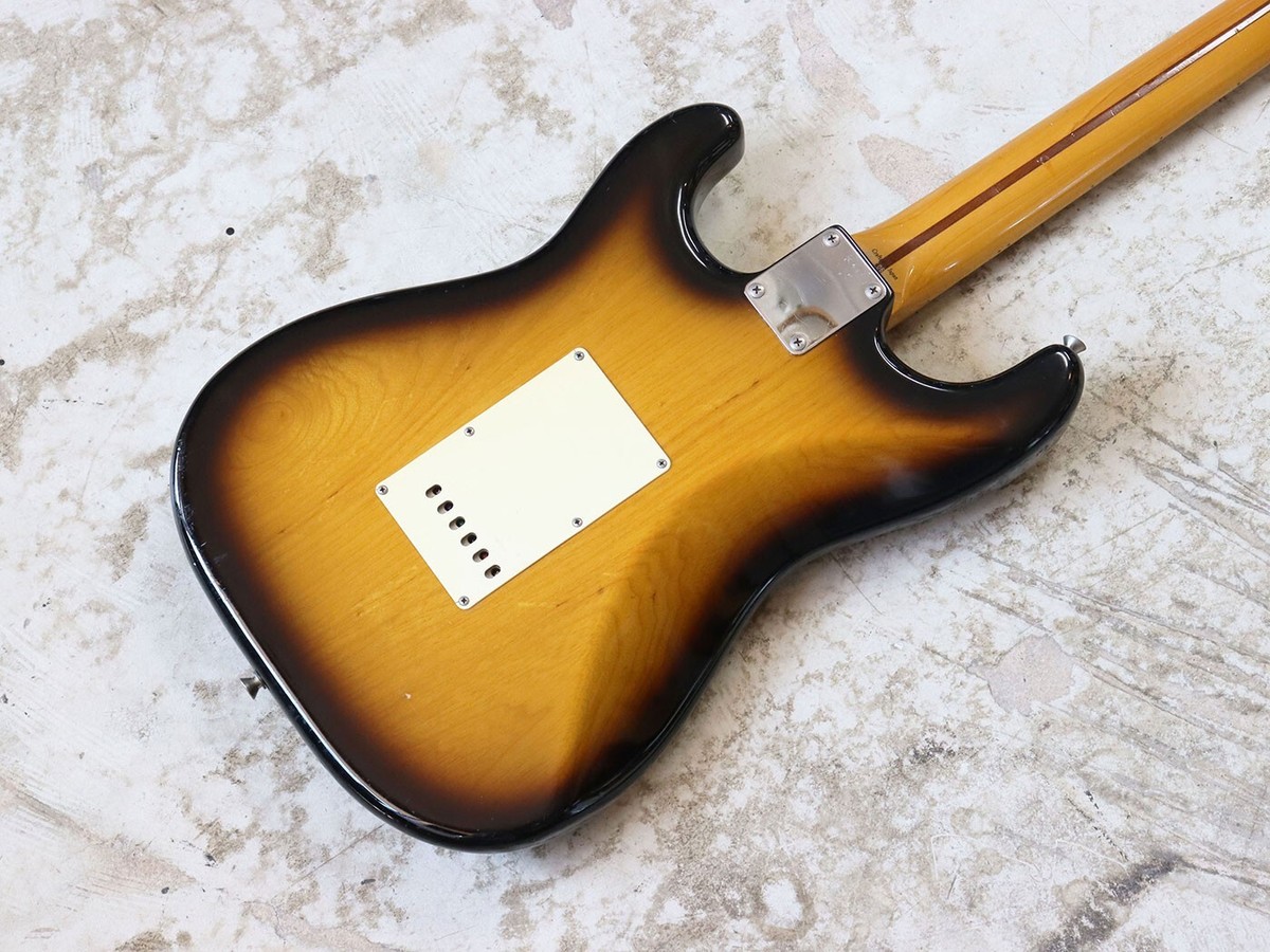 ギター Fender Japan ST54-90 DMC Fender Japan ST54-DMC 2TS Stratocaster 2 Tone Sunburst MIJ