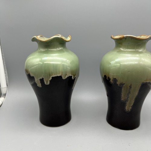Pair Of Vintage Sage Green Glazed Art Pottery Bud Vase Drip Glazed 6.5" - Picture 3 of 8