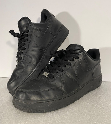 NIKE MENS SIZE 11 AIR FORCE 1 LOW TRIPLE BLACK SNEAKERS CW2288-001