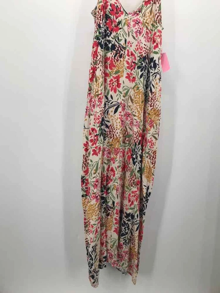 Maxi Vestido Sin Mangas Lovestitch Rojo Talla S/M Cambio Floral Usado Foto 2 de 4