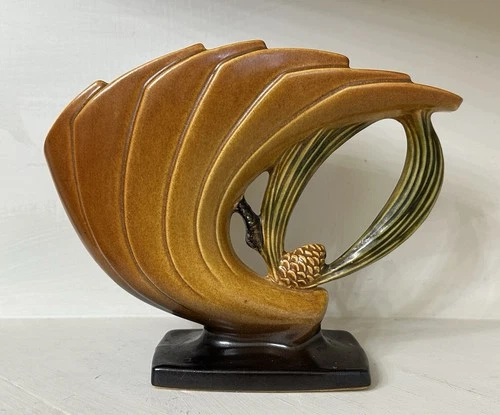 Roseville Art Pottery PINECONE Modern Pattern Fan Vase 472-6 Brown Green