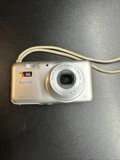 Kodak EasyShare V803 8.0MP Digital Camera Charger & Extra Battery - Tested