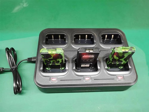 6-Wege Universal-Schnellladeadapter für Baofeng UV-5R F8HP BF-F9 Funkgeräte - Zdjęcie 5 z 6