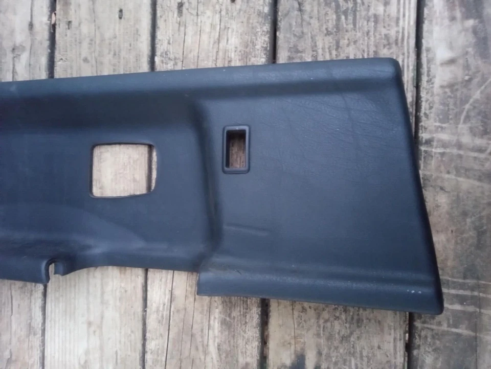 Inserto de puerta lateral izquierda del conductor BMW E36 318i OEM negro 1994-1999 Foto 2 de 4