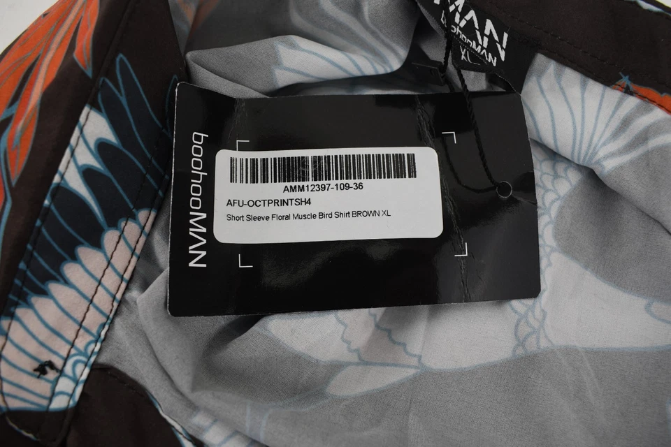 Camisa BooHoo Hombre Para Hombres Floral Músculo Estampado de Pájaro Manga Corta Abotonada Talla XL Foto 4 de 4