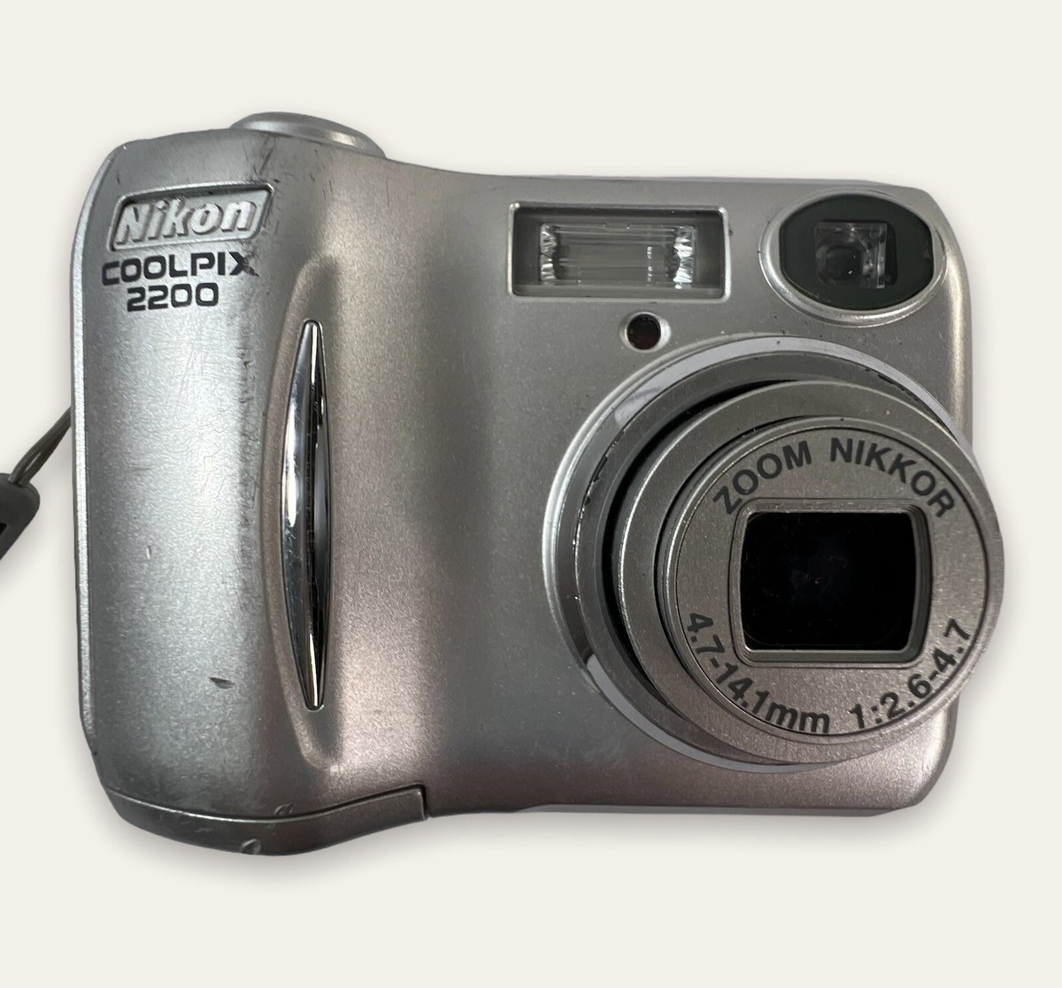 Nikon Coolpic 2200 Digital Camera 16.1 MP Wide 5X Zoom For Nikon Coolpic 2200 Digital Camera 16.1 MP Wide 5X Zoom For
