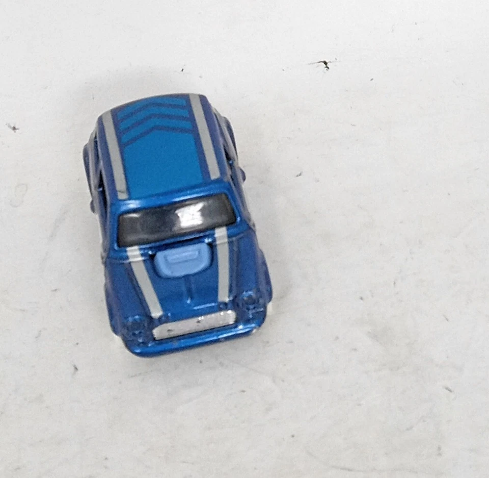 Hot Wheels Morris Mini HWGRFX 333 LWC Racing Foto 2 de 4