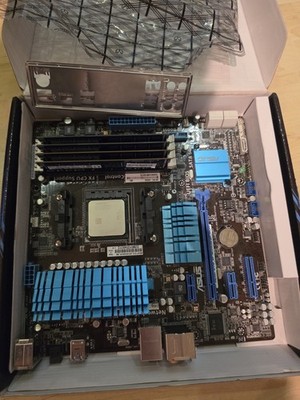 AMD FX-8320 ASUS M5A97 EVO_DP/CM1855/DP_MB 16GB DDR3 IO Shield Combo 