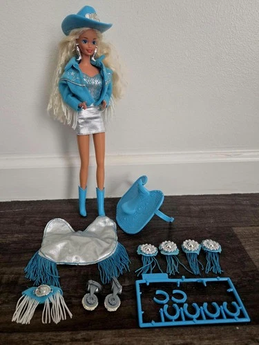 VINTAGE WESTERN BARBIE 12" 1993 (AS IS) With Some Accessories