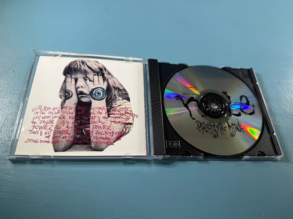 Hole – Pretty On The Inside - Musik CD Album - Bild 2 von 3