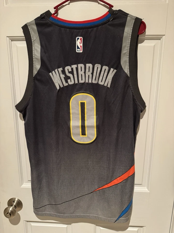 Nike Russell Westbrook Jersey Mens 44 Gray Swingman OKC Oklahoma City Thunder #0 - Image 3 of 4