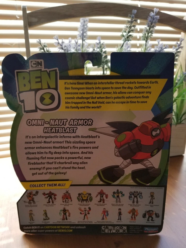 Ben 10 Omni-Naut Armor HEATBLAST Playmates 2020  Foto 3 de 4