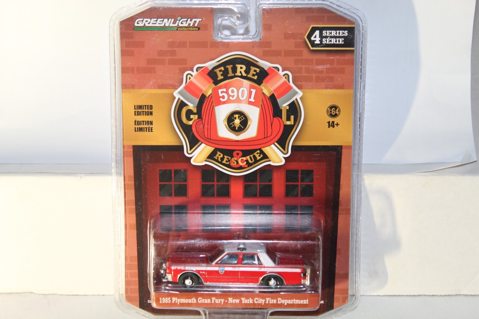 GREENLIGHT Fire & Rescue FDNY 1985 Plymouth Gran Fury Fire Dept City of ...