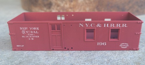 Roundhouse Products Kit 3424 Caboose New York Central & Hudson River | Zustand: New