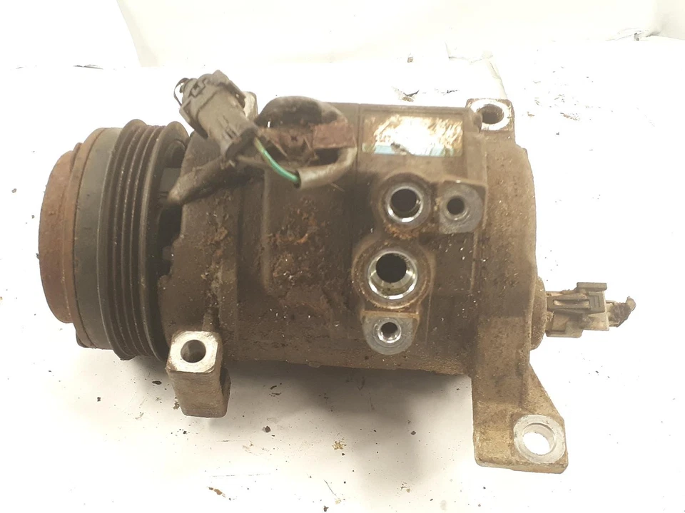 Compressor AC usado serve para: 2002 Gmc Sierra 1500 pickup 6.0 grau A - Imagem 2 de 4