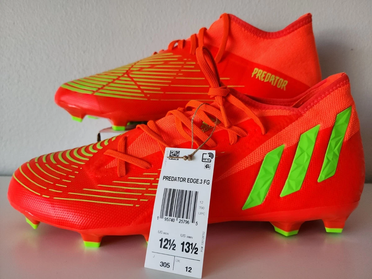 Lime green top adidas predators