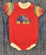VINTAGE HEALTH-TEX 1 PIECE SHORT SLEEVE RED ROMPER WITH DUMP TRUCK 12 MONTHS USA