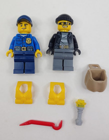 LEGO Police Patrol 60045 CITY Police 99% Complete READ