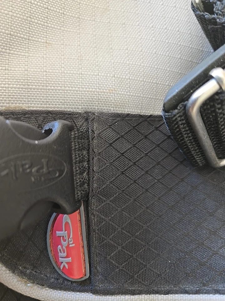 CalPak Laptop Bag Gray Travel Work Messenger Briefcase Shoulder Carry On Tote - Image 3 of 4