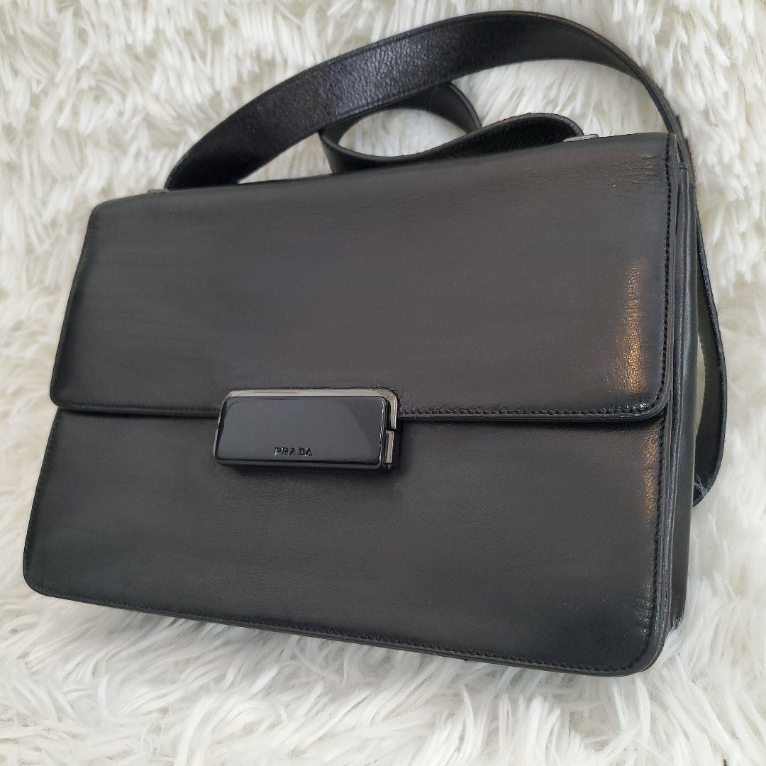 Excellent Condition PRADA All Leather Shoulder Bag Black Vintage thumbnail 4