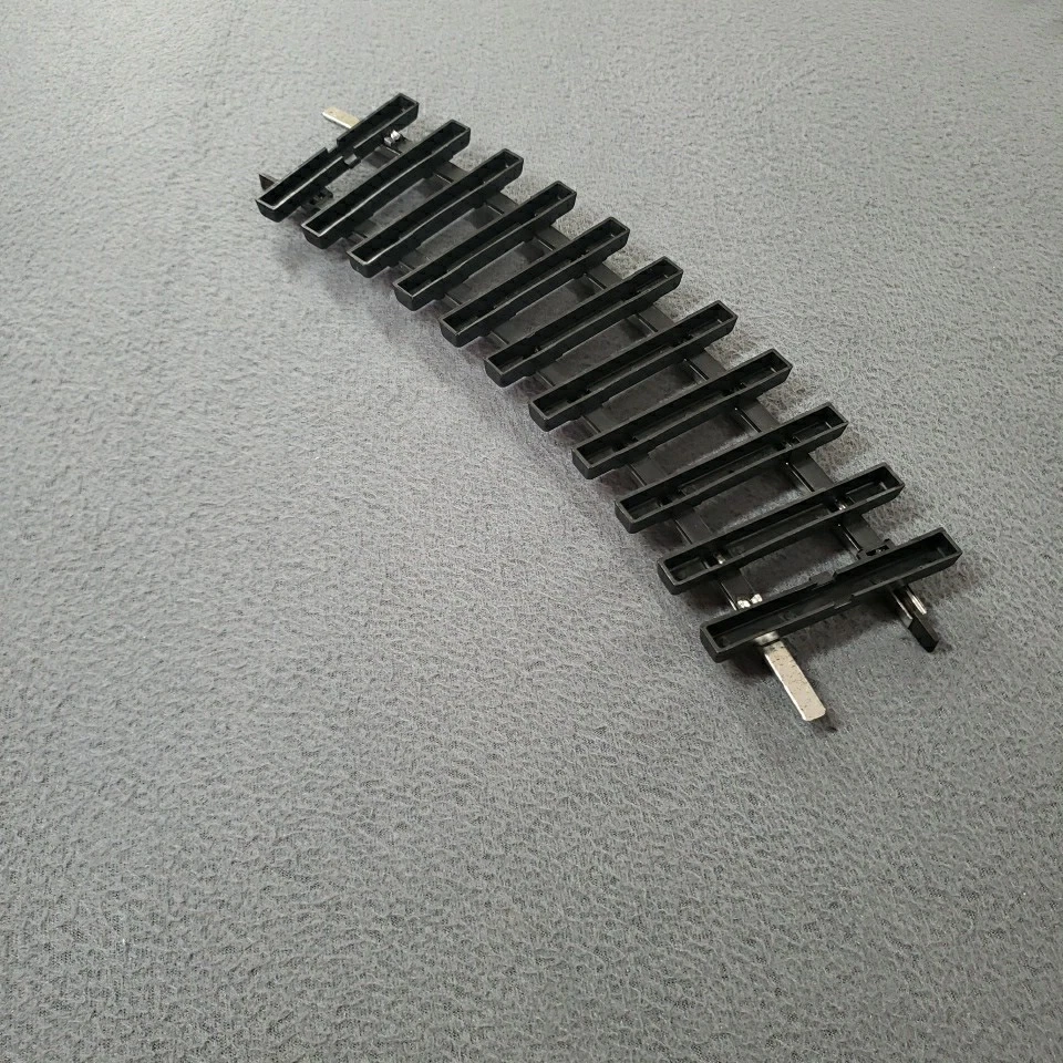 Lot of Bachmann G Scale Steel Model Train Curved Track 10 Pieces Bundle - Image 3 of 4