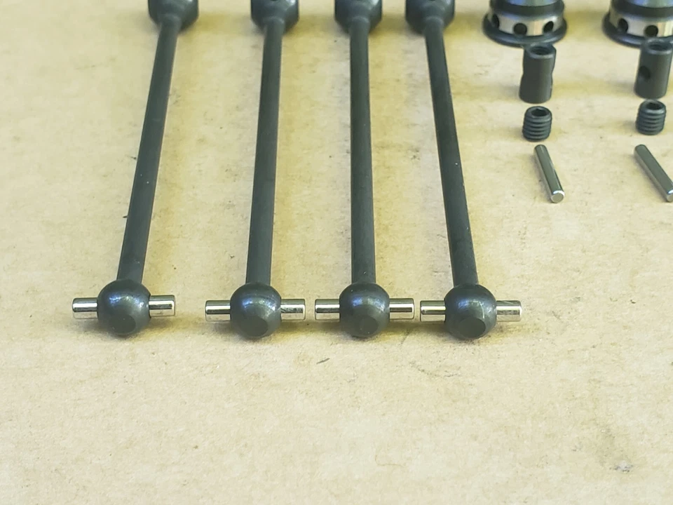  MUGEN MBX8  F/R DRIVE SHAFT #2 - Image 2 of 3