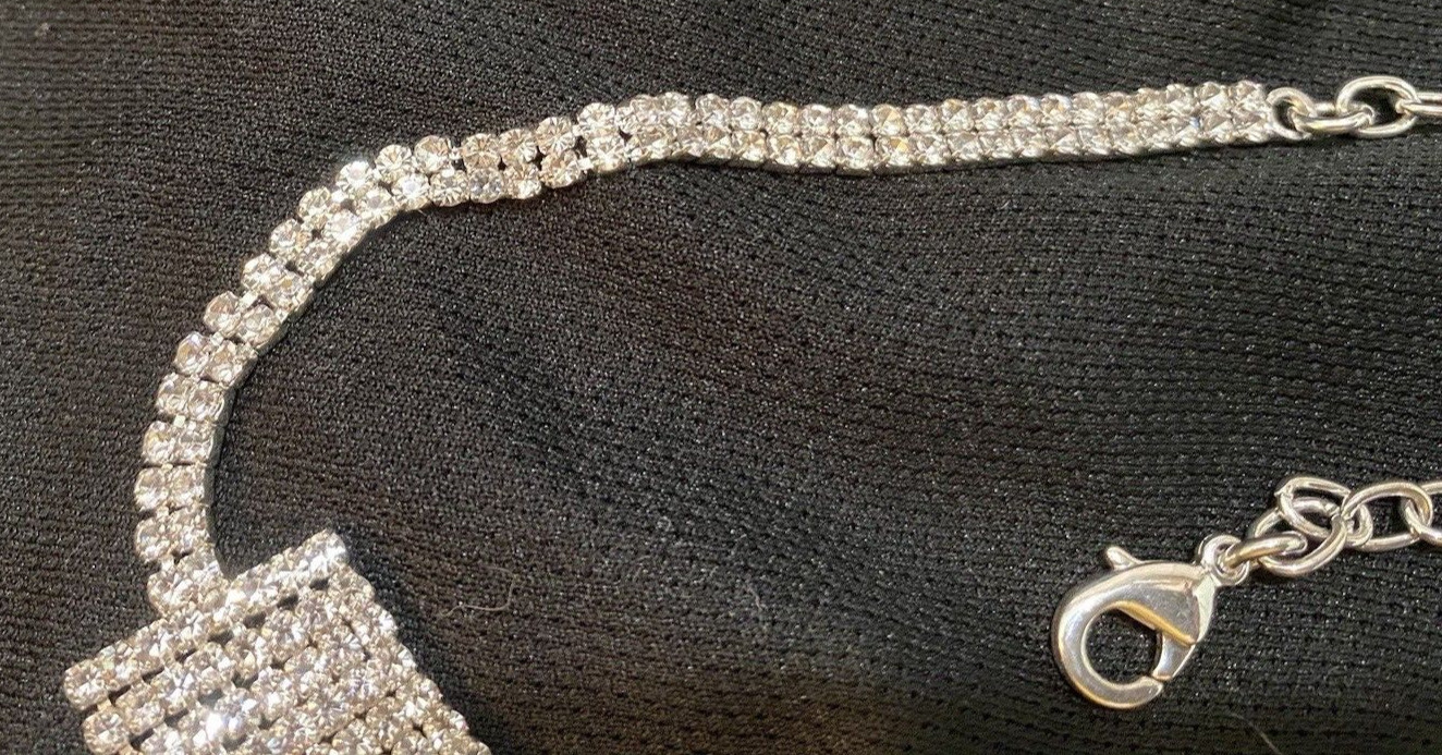 DAZZLING RHINESTONE STATEMENT ADJUSTABLE CLASP BE… - image 3