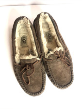 UGG Dakota Espresso Suede Sheepskin Moccasins Women Size 6