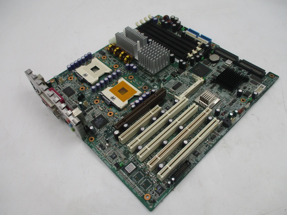 IBM xSeries 225 Server Dual Socket DDR3 Motherboard  FRU P/N: 13N2098 Tested - Image 2 of 4
