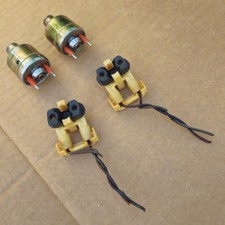 Oem Gm Chevrolet Throttle Body Tbi 5.0l 305 V8 Fuel Injectors 5235279 Oem Gm Chevrolet Throttle Body Tbi 5.0l 305 V8 Fuel Injectors 5235279