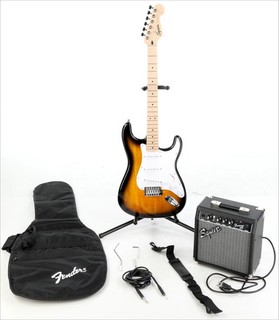 Squier Sonic Stratocaster Pack 2 Color Sunburst broken amp input