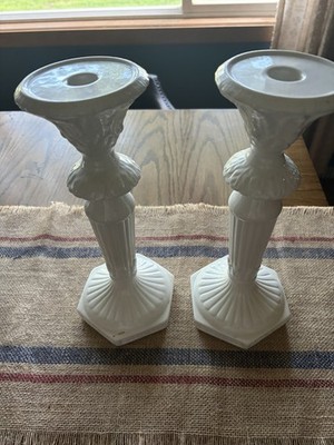Set of 2 White Ceramic Floral Taper/Dinner Candle Holders Glossy Hex Base