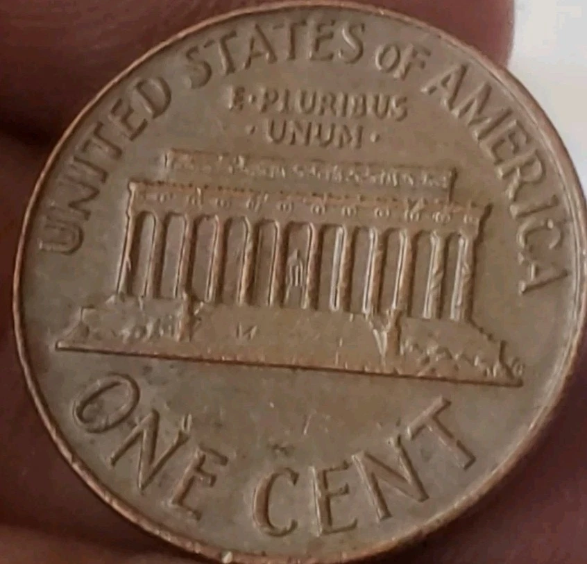 1966 Lincoln Memorial Penny No Mint Mark Cent Free Shipping  - Image 2 of 2