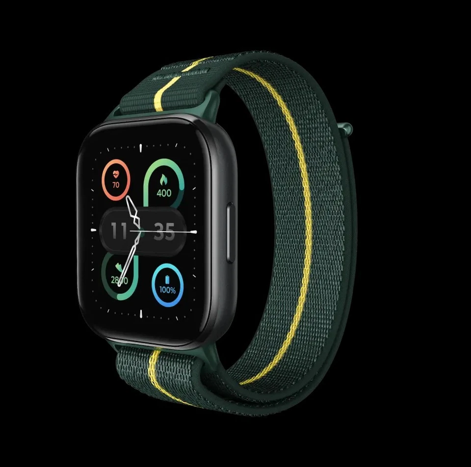 Motorola Moto Watch Fit  2025 - Image 3 of 4