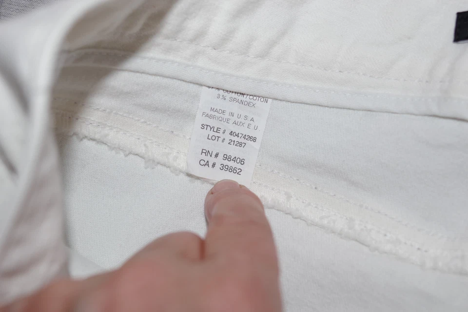 Theory Willis Jeans White Denim Beige Stitches Bareback Straight Size:6 - Image 3 of 4