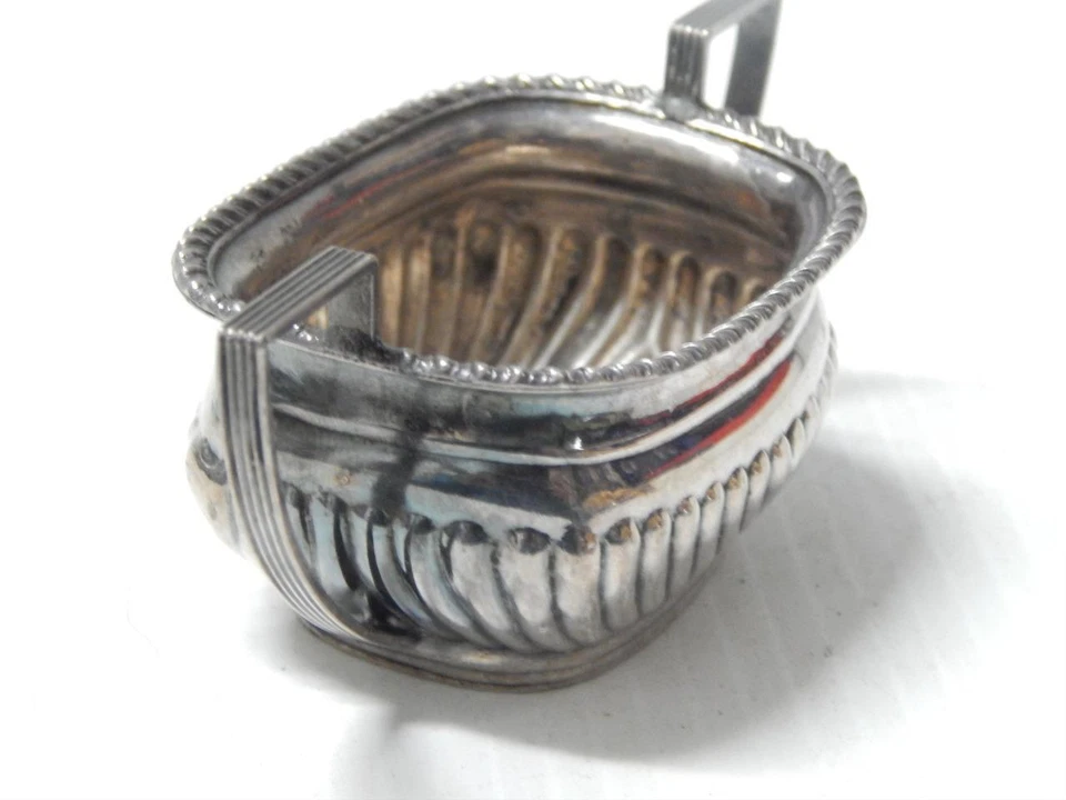 СТАРИННЫЙ EDWARDIAN ЕВРОПЕЙСКИЙ ПОСЕРЕБРЕННЫЙ СОЛЯНОЙ ПОГРЕБ ЧАША - ТОНКИЙ И ИЗЯЩНЫЙ! - Изображение 4 из 4