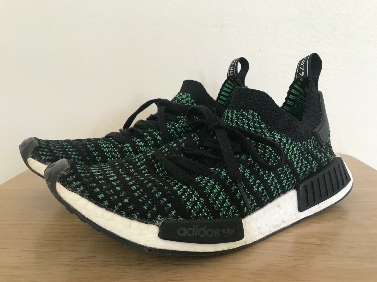 nmd r1 noble green