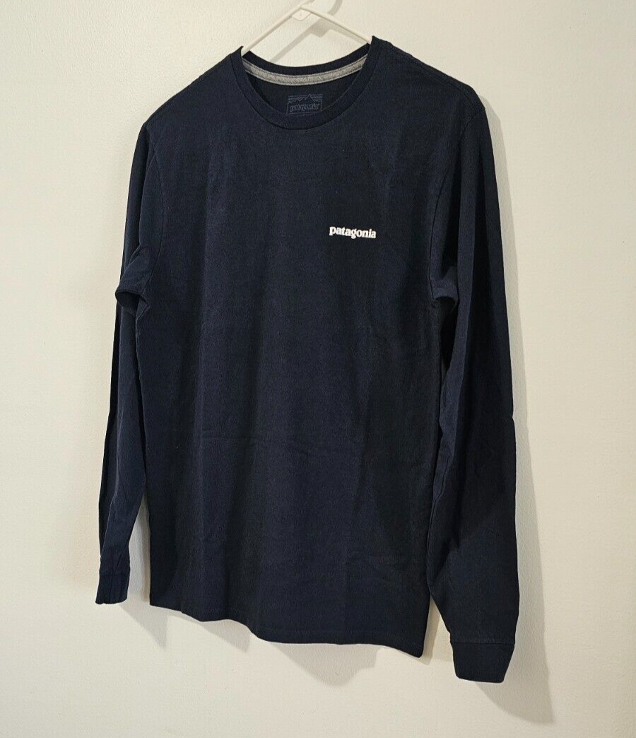 Patagonia Men's Long-Sleeved P-6 Logo Responsibili-Tee / New Navy