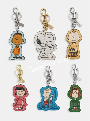 COACH x PEANUTS ルーシー キーホルダー 公式】コーチアウトレット | 【COACH X PEANUTS】ルーシー