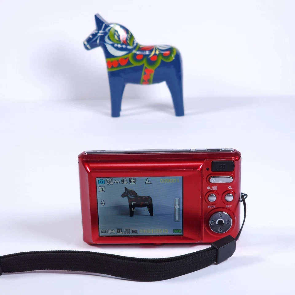 Polaroid Digital Camera iS426 16.0MP Red w/ Battery & Charger Tested - Image 2 of 4