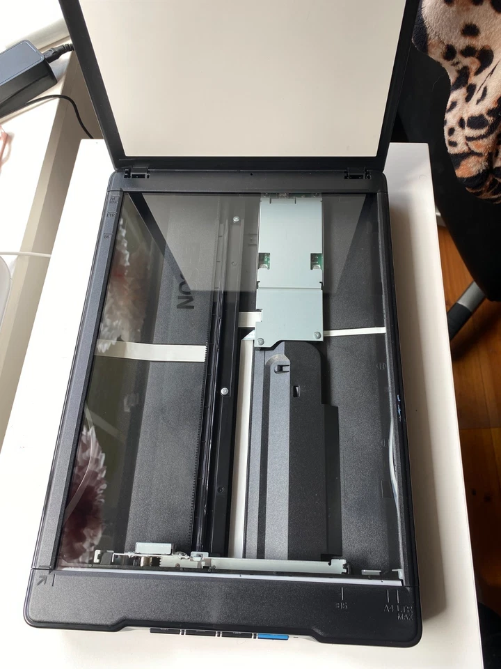 Epson Perfection V39 II Compact Flatbed Photo Document Scanner 4800 dpi - image 2 of 4