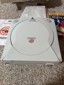 Sega Dreamcast Console with Original Box and Inserts + Controller