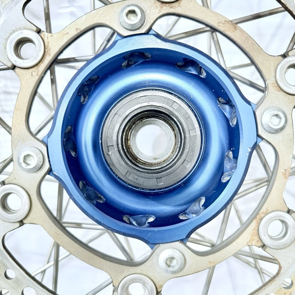 2009 - 2011 年雅马哈 YZ450F Excel 18/21 英寸前后轮套件带新轮胎 — 第 4/4 张图片