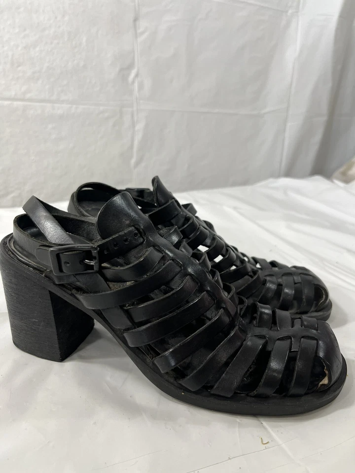 VTG MIA Leather Fishermen Sandals size 6 Black Leather Sandals Gladiator - Image 3 of 4