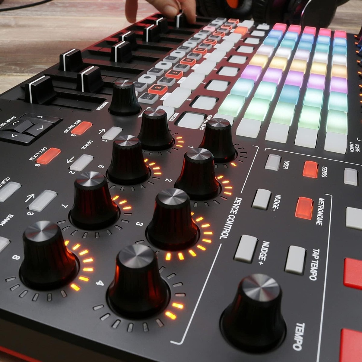 Akai Professional APC40 MKII Ableton Live Performance