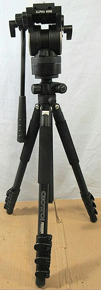 GIOTTOS PRO SERIES SLIK ROAD ALUMINUM TRIPOD YTL 9354 BLACK 7.0" - 63.7" HEIGHT - Image 3 of 4