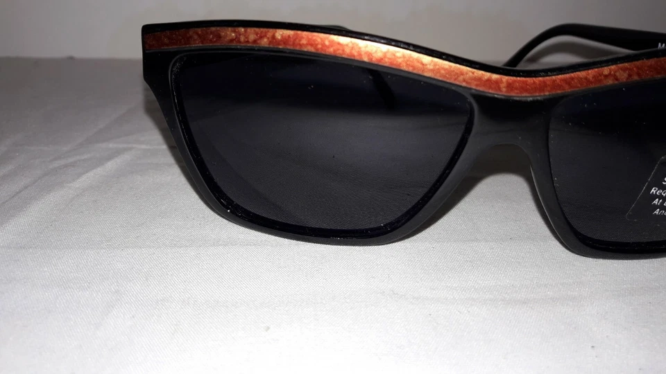 Gafas de sol para mujer Anne Klein años 80, para Riviera marco negro y rojo años 80 ITALIA Foto 4 de 4