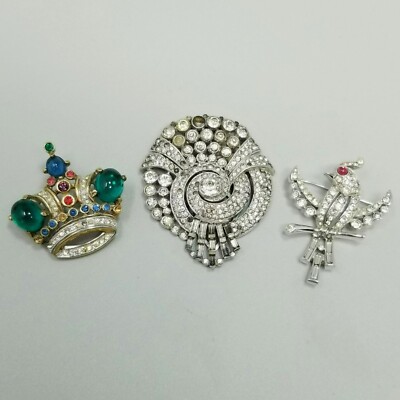 Vintage Crown Trifari Brooch Lot KTF Alfred Philippe Signed Flawed Rhinestone