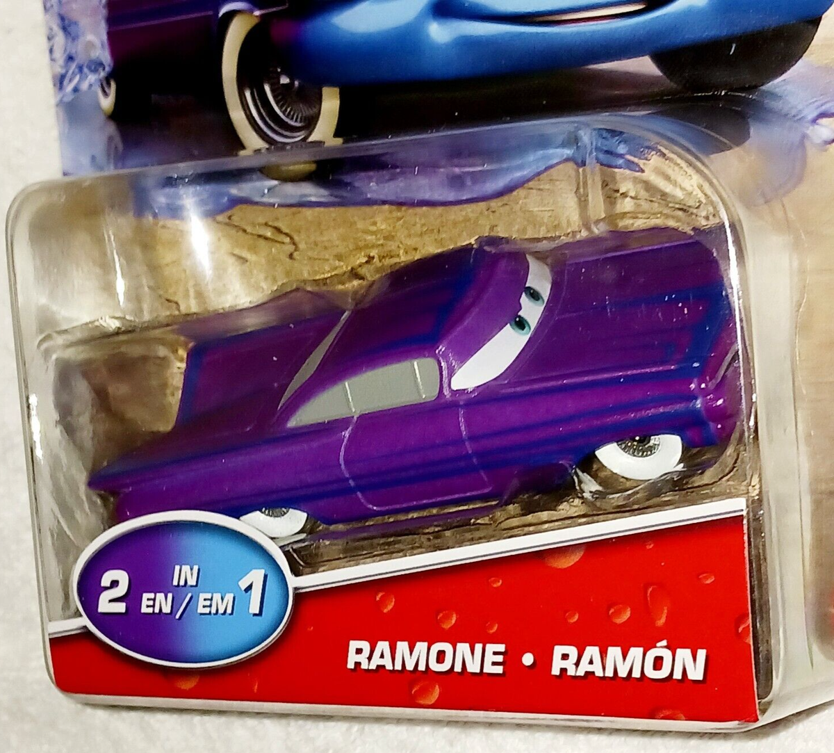 カーズ カラーチェンジャー フランチェスコ　ラモーン DISNEY PIXAR CARS COLOR CHANGERS RAMONE RED/YELLOW SAVE 6